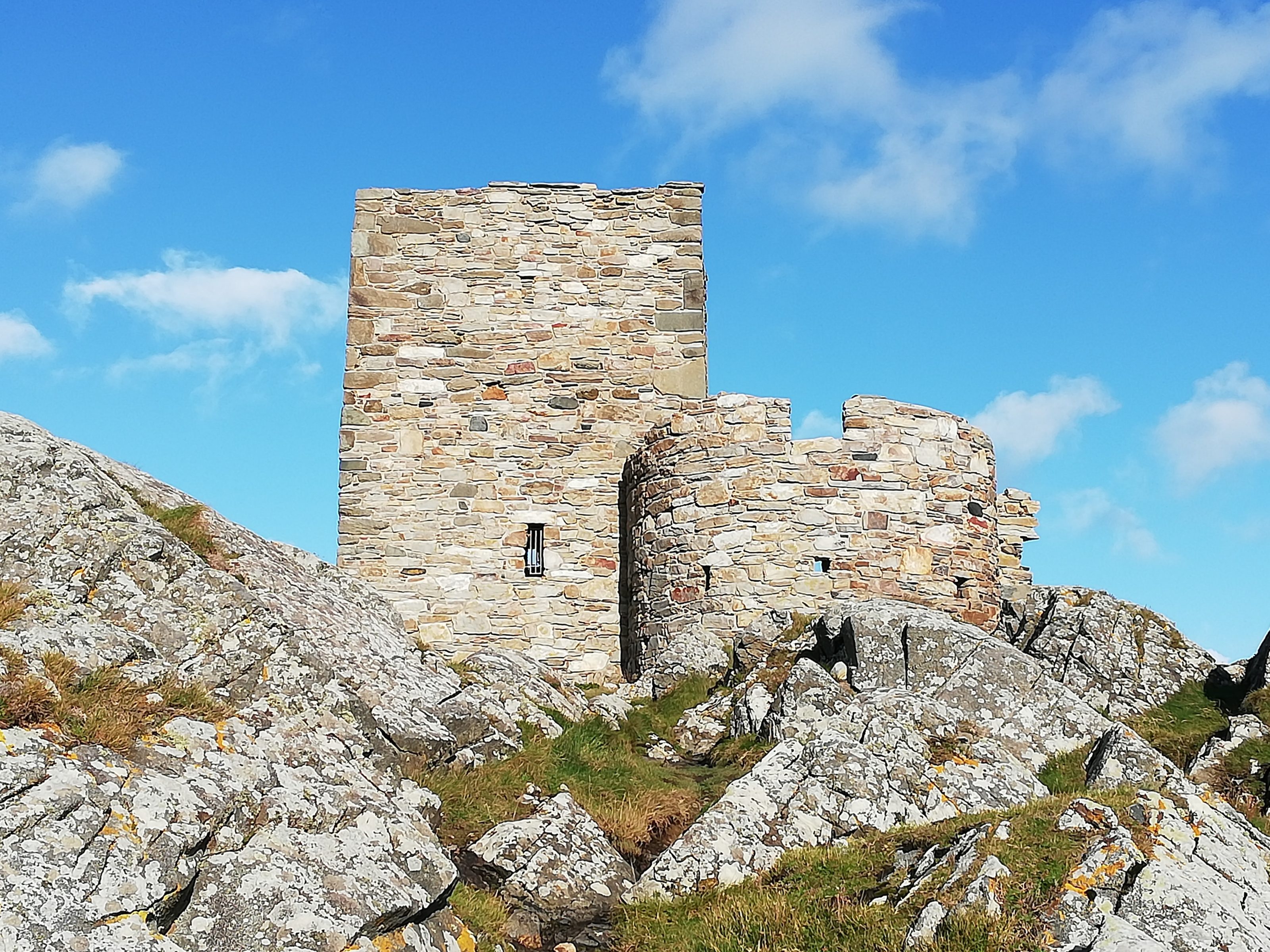 carrickabraghy castle